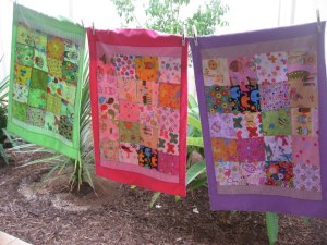 296311_552058328160963_1798900569_n